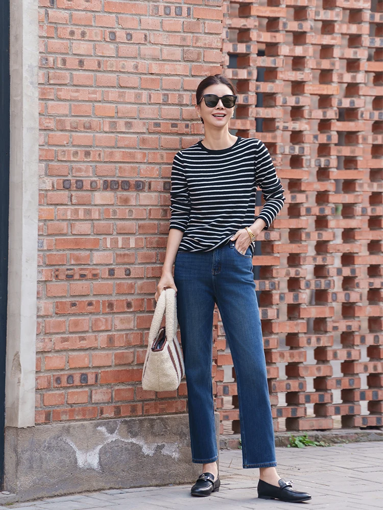 大人可愛い服 40代コーデの秘密：生桑の絹タンクトップで心を癒す
