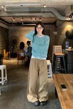高腰コットン混カキ色ワイドパンツ【秋用・ルーズフィット・カジュアル】