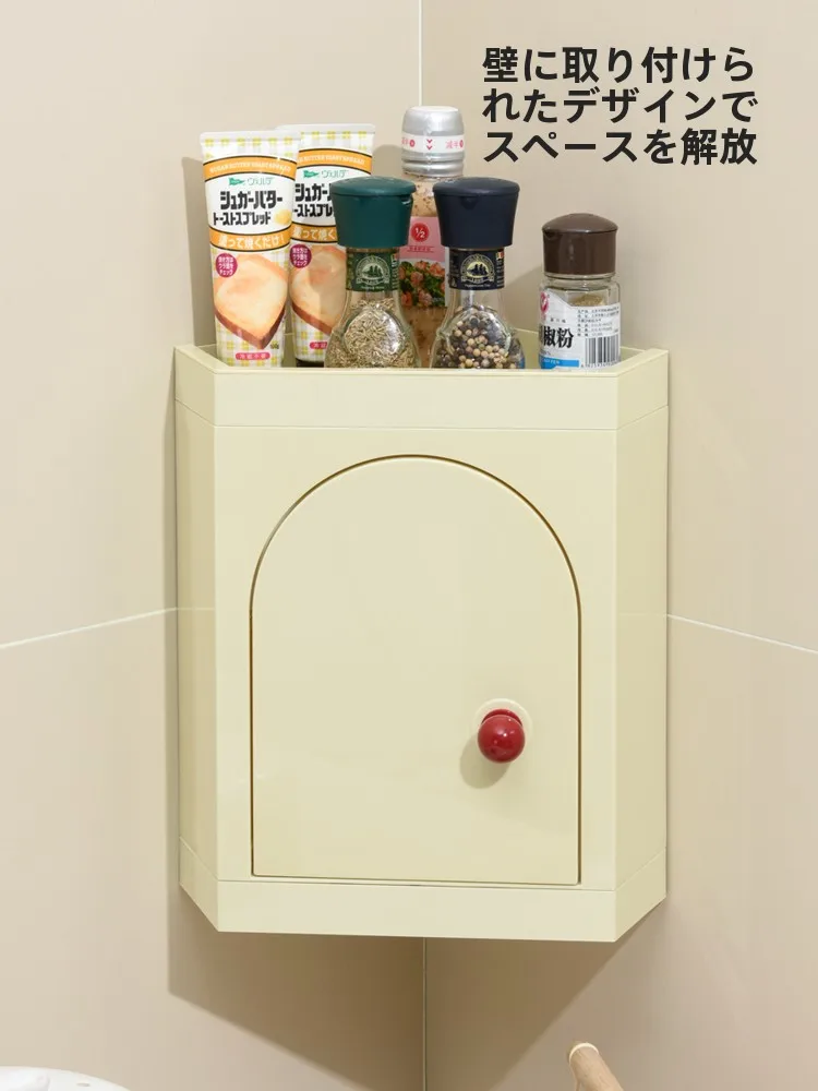 狭い納戸に収納をどう入れる？浴室の隅に置く1つのアイテムが変わった