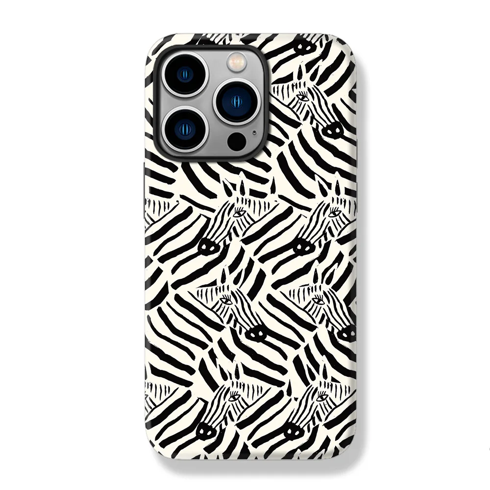 iPhone 11 Pro Max 12 Pro Max ケース 同じ素材で迷うなら、これで決めるべきは？