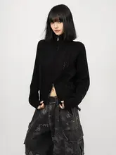シンプルな黒のニットカーディガン【ハイネック・長袖・ゆったりシルエット】