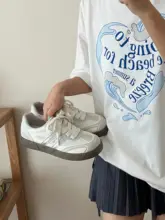 快適な履き心地のメッシュスニーカー【厚底・通気性・女性用・白】