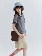 ピンクラインのオーバーサイズショートTシャツ【サイドスリット・夏用・フィット】