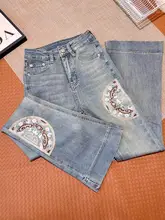 高腰刺繍入りフレアデニムパンツ【レディース・スリムフィット・カジュアル】