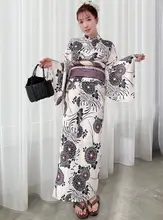 伝統的な和風デザインの浴衣【二部式・カジュアルドレス・女性用】（セットアップ対応）