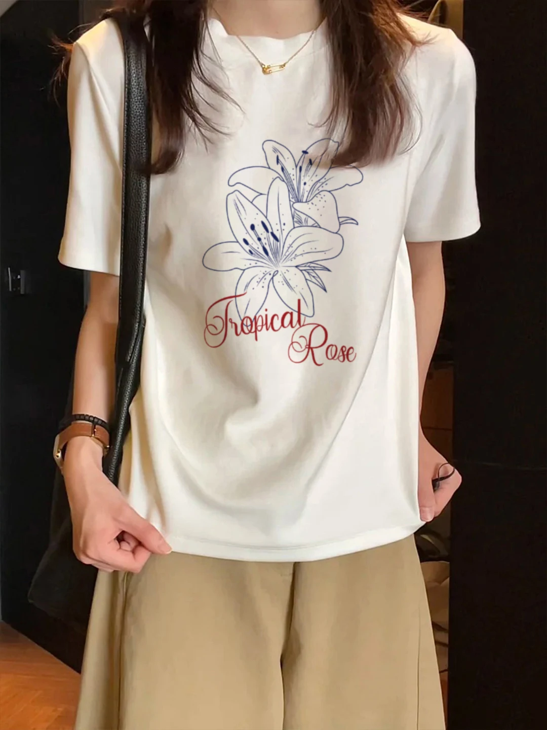 10月に着るオフィスカジュアルとしての夏のカジュアル通勤Tシャツの実用性と選定基準