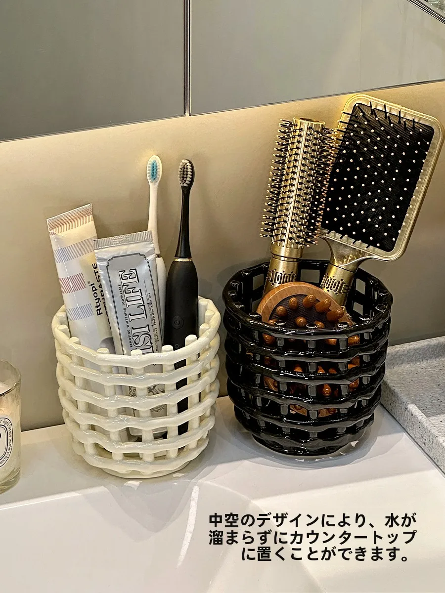 陶器製収納ボックス：北欧極簡風の洗面台用収納が日用品おしゃれに貢献
