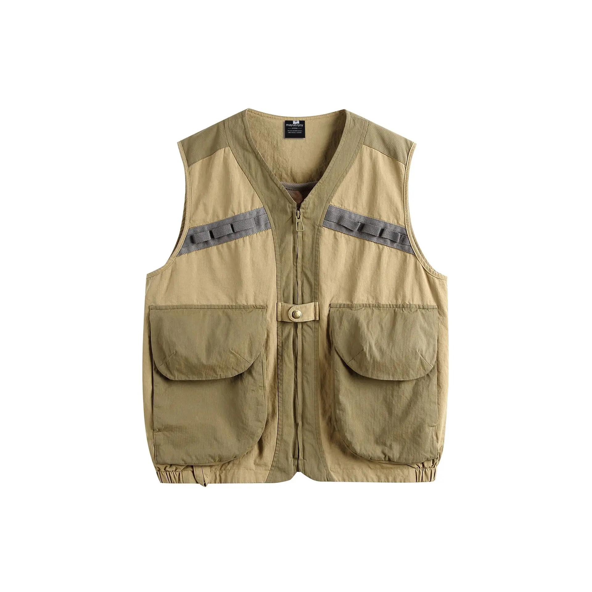バーベキュー 服装 秋 メンズ おすすめの機能性とスタイリッシュさを実現する多ポケットベスト