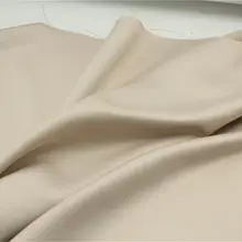 シャンパンベージュサテン生地【ドレス・キャミソール用・光沢感あり】