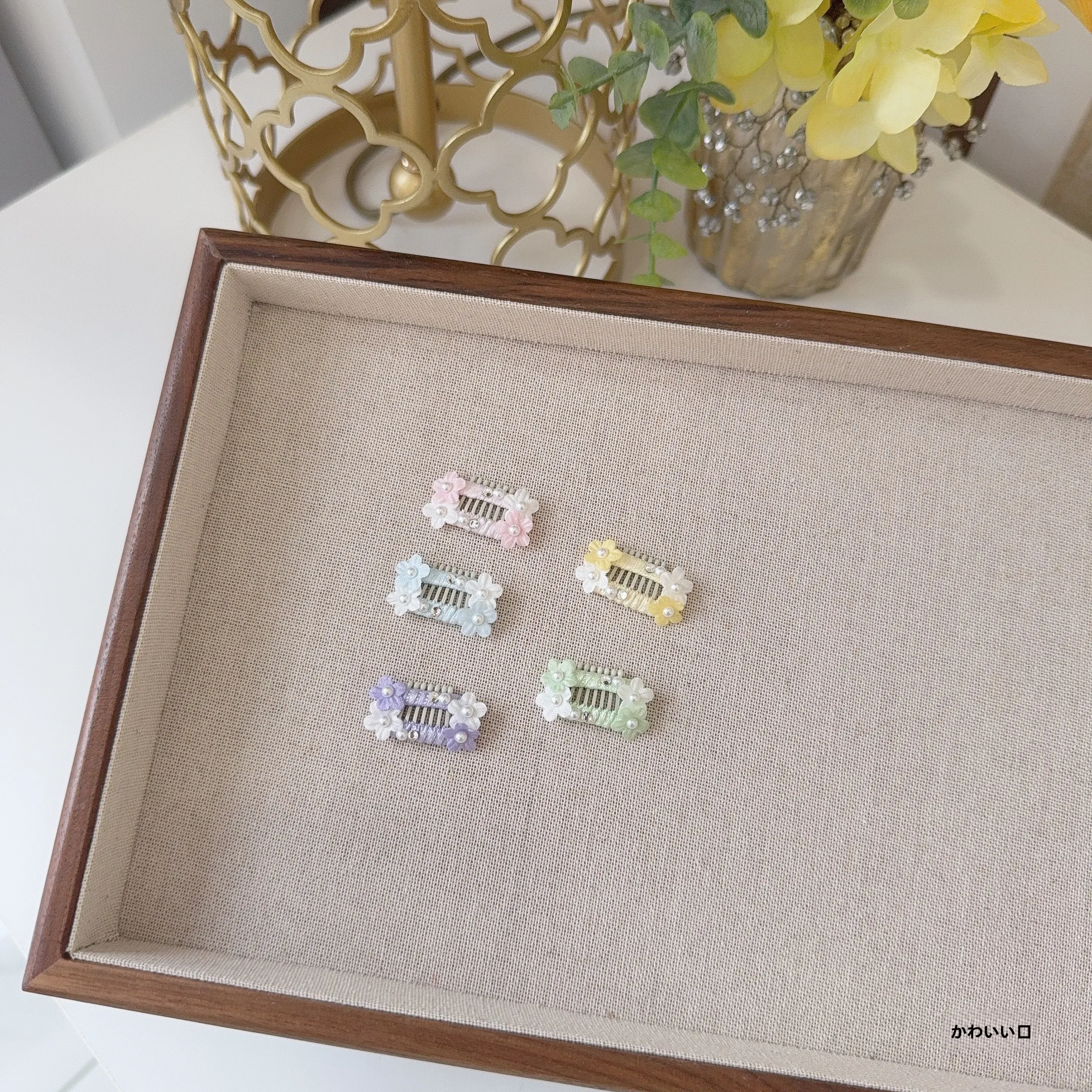 ペット用手作りミニ花柄ヘアクリップの実用性と使い方