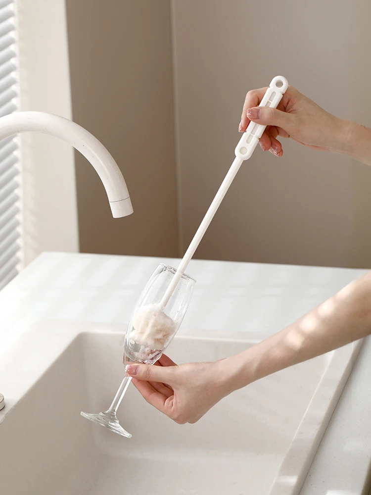 長柄デザインの水筒クリーニングブラシでパッキン汚れを確実に落とす方法