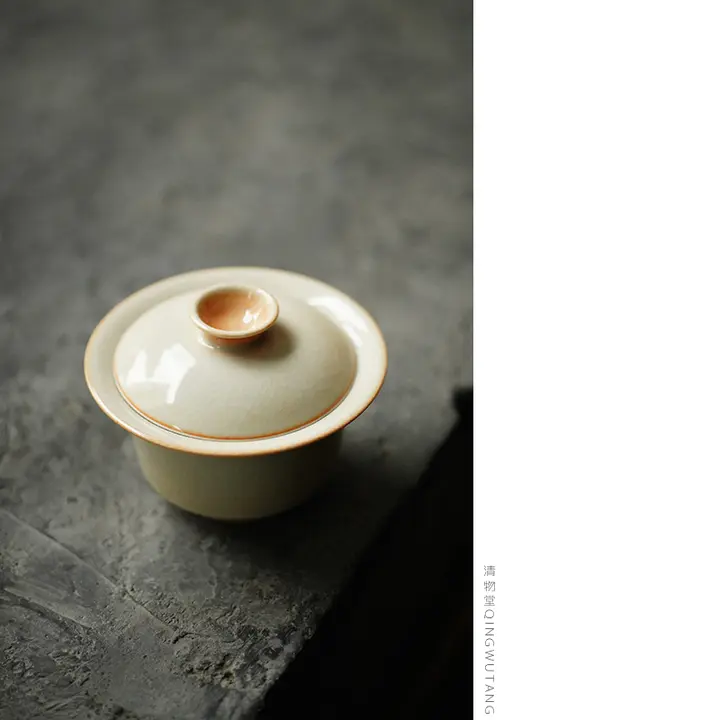 清物堂 手作り陶器 蓋付き茶碗【淡黄色の釉薬・景徳鎮製・茶器】