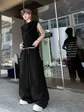 シンプルカラーのコントラストネックタンクトップとしたワイドパンツ【男性用・カジュアルスタイル・セットアップ対応】