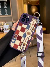 チェック柄クマデザインのiPhone用スマホケース【腕時計型ストラップ・スリングバック付き】