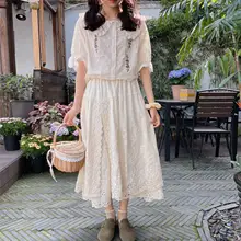 レースの花柄ミディスカート【ウエストゴム・コットン製・刺繍デザイン・ヴィンテージスタイル】