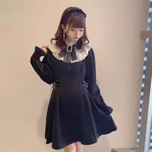 シルエットを美しく見せる！魅力的なデザインのドレス【明日女友型・フレアスカート】