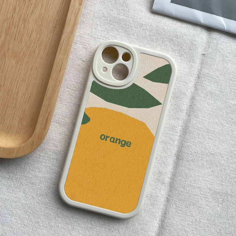 スマホケース カード入れ付き どんなのがあるの？シンプルで高級感のある「羊革風」ケースが通勤に最適な理由