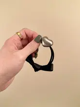 シンプルな金属製ハートヘアゴム【バタフライリボン・低いポニーテール用】