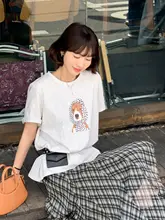 レトロな犬デザインのグレーTシャツ【コットン100%・ラウンドネック・カジュアル】