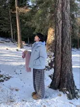 基本的なチェック柄のストレートカジュアルパンツ