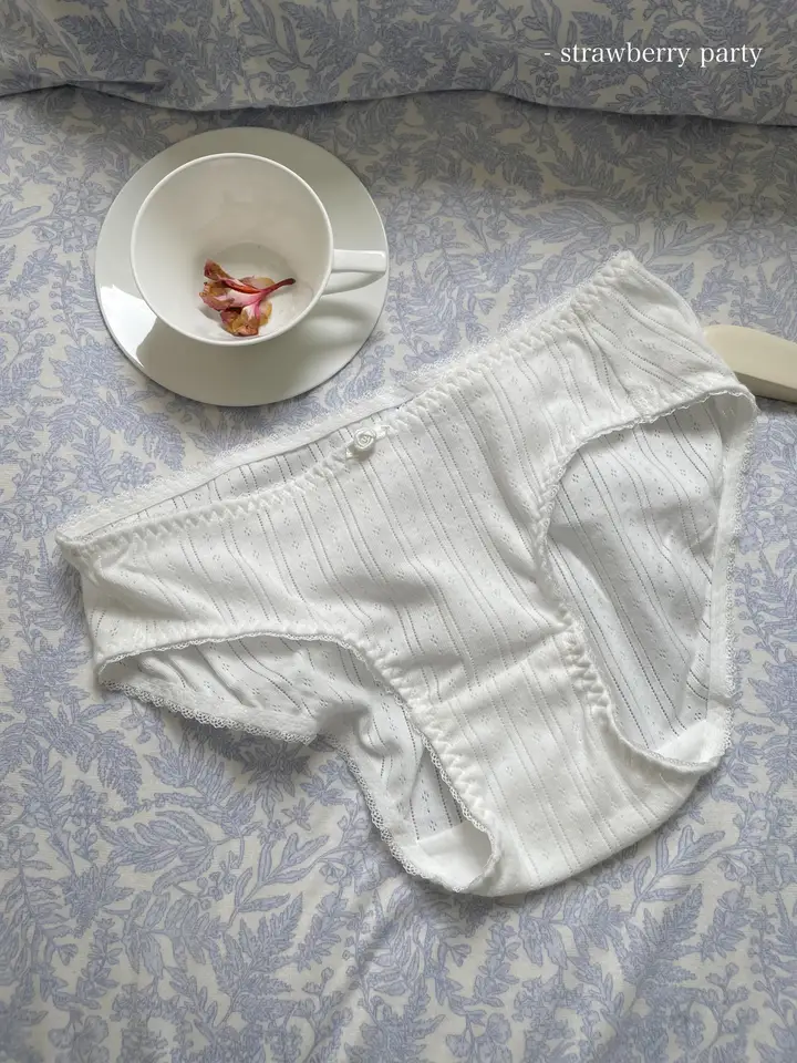 白いバラのデザインの女性用三角パンツ【全棉・薄手・夏用】