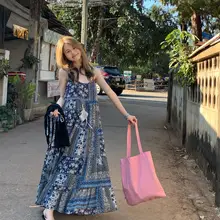 フレンチスタイルの花柄キャミワンピース【ルーズフィット・春夏用・中長丈】（セットアップ対応）
