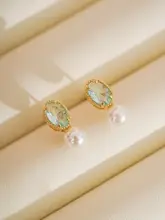 ピアス クリスタル パール アシンメトリー デザイン フレンチ風 ヴィンテージ 上品