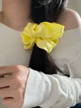 華やかな黄色の真絲ヘアゴム【フレンチスタイル・シンプルデザイン】