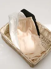 涼感のある薄手のアイスシルク素材パンツ【女性用・レースデザイン・安心設計】