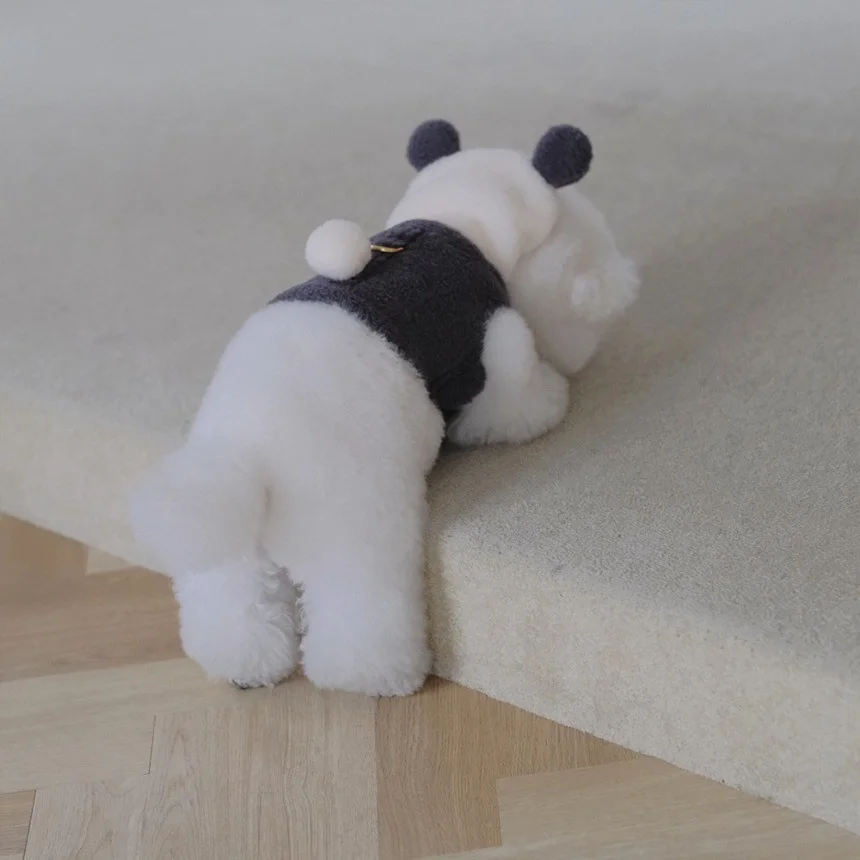 可愛いパンダデザインのリードハーネスとリーシュ：小型犬向け秋冬保温モデルの実用性解析