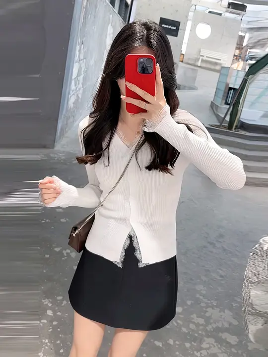 レースデザインのVネックニットトップス【女性用・フィット感・春用】