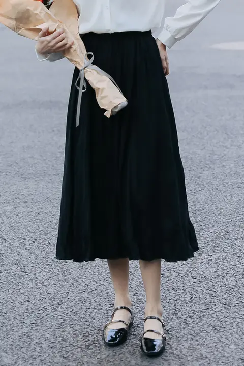 高腰ブラックプリーツスカート【フレンチデザイン・Aライン・レディース・秋用】