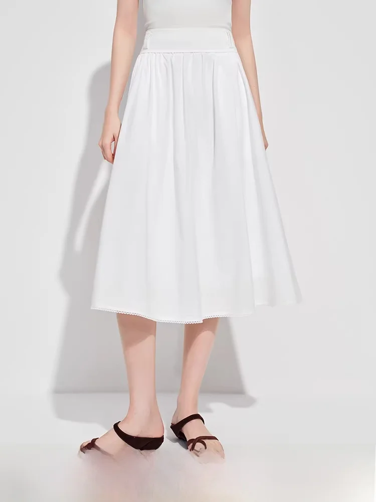 20代後半の春ファッションで迷ったら、このAラインスカートが救う理由は？