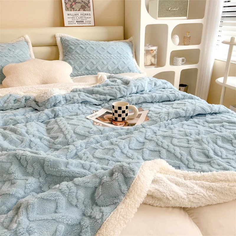 冬の部屋にぴったりなブランケットは、どう選ぶ？