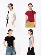 幾何学模様のグレー ラウンドネック半袖Tシャツ【シルエットを美しく見せるデザイン】
