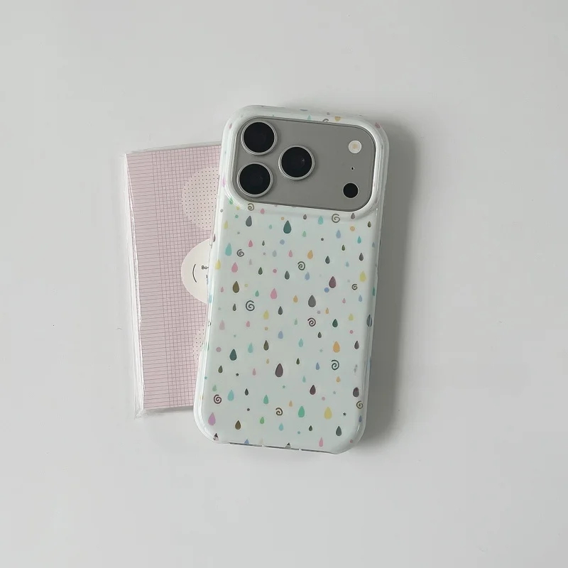 iPhone14 ケース どのブランドがおすすめ？カラフルな雨滴デザインが夏のアウトドアを彩る