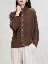 デザイン性のあるバイカラー袖口の厚手プリーツカーディガン【七分袖・女性用】