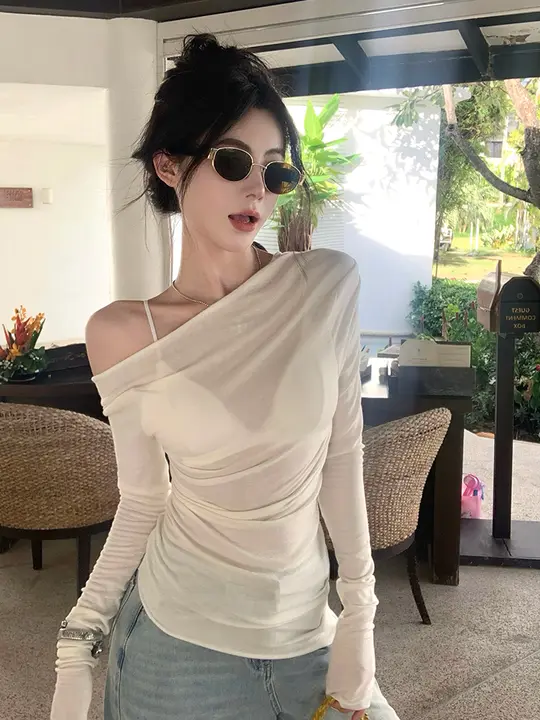 魅力的なデザイン！スリーブレス斜め肩長袖トップス【シンプルなフィット・洗練されたスタイル】