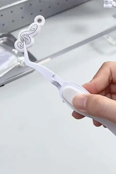 挟む必要のないつけまつげ用ピンセット【逆さまの曲がりデザイン・まつげエクステ用】