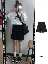 カーキ色のウエストハイテールショートパンツ【夏用・薄手・ストレート・ワイドレッグ】
