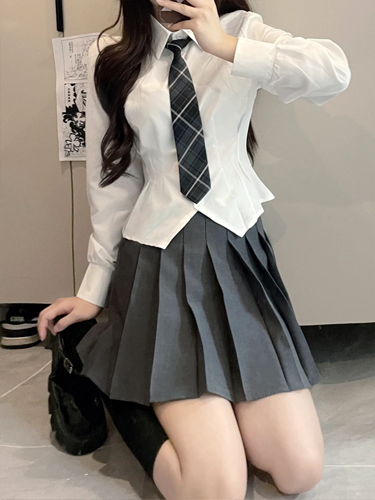 JK制服の着こなしはどうすればいいの？厳選5選で学生らしさと自由を両立