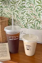 再利用可能な大容量夏用水筒【プラスチック製・ストロー付き・携帯用コーヒーカップ】
