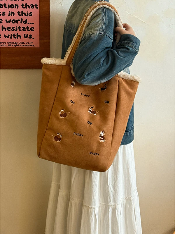 犬刺繍入りリバーシブルトートバッグ：大人向けかわいいデザインと大容量の実用性