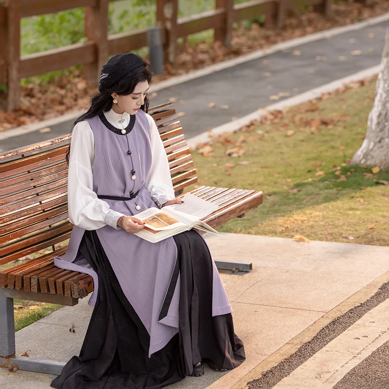 4月20度の春服で失敗しないコーデは？マーメイドスカートと襟付きトップスのセットが答え