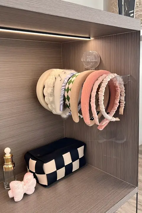 穴あけ不要 吸盤壁掛けヘアアクセサリーディスプレイラック【家庭用・子供用・収納】