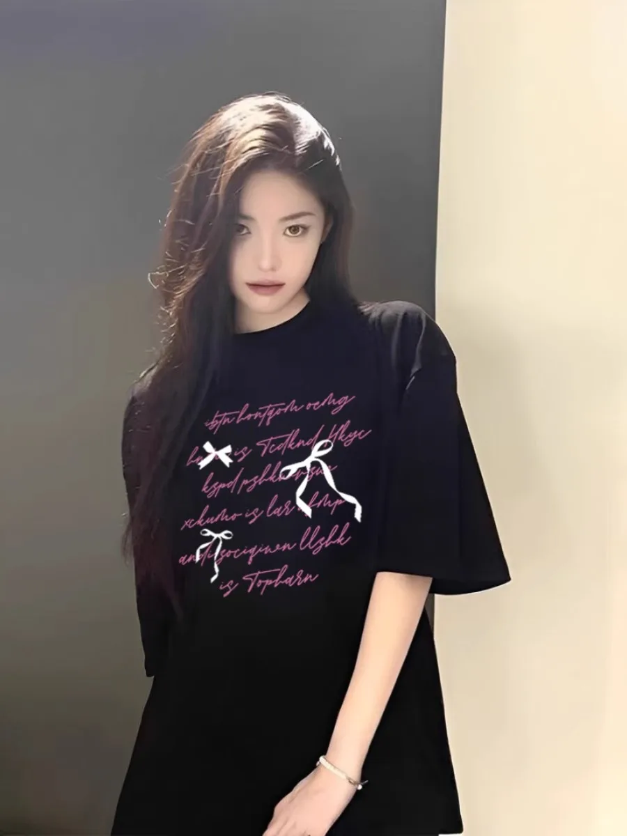 ab女性が選ぶ夏の1着は、本当に「通勤風」のコットンTシャツなのか？