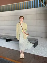 果緑色のジャケット【カジュアル・女性用・小柄対応】（セットアップ対応）