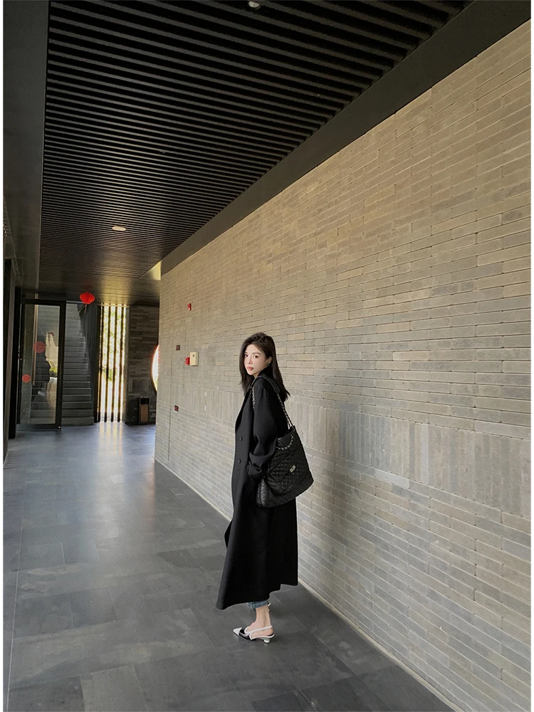 大人可愛い服 40代コーデの完全ガイド｜シンプルさと質感のバランス