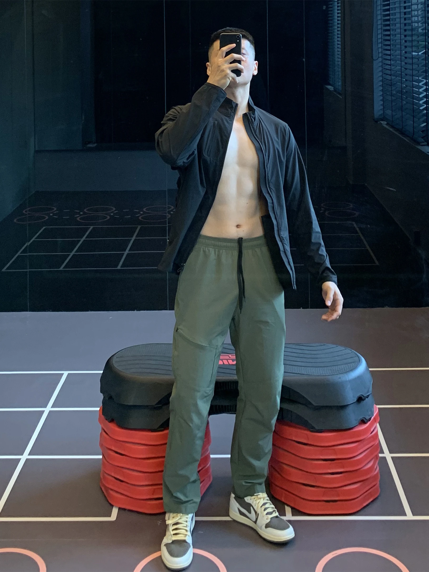 夏 メンズ コーデの完全ガイド｜通気性とシンプルさを重視した実用スタイル