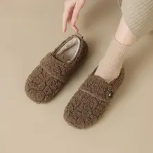 加绒毛素材の女性用冬用平底雪地靴【暖かさと快適さ・ラフなスタイル】